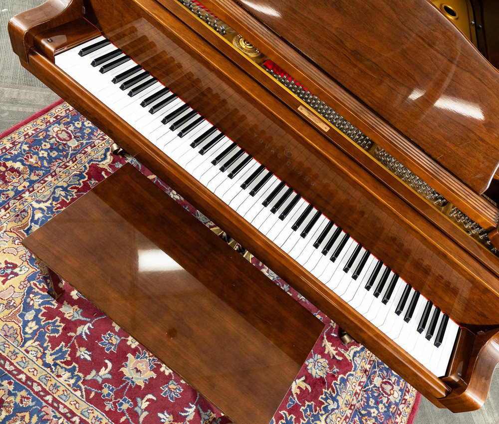 Young Chang 5 9 G175 Grand Piano Polished Mahogany SN: G016518