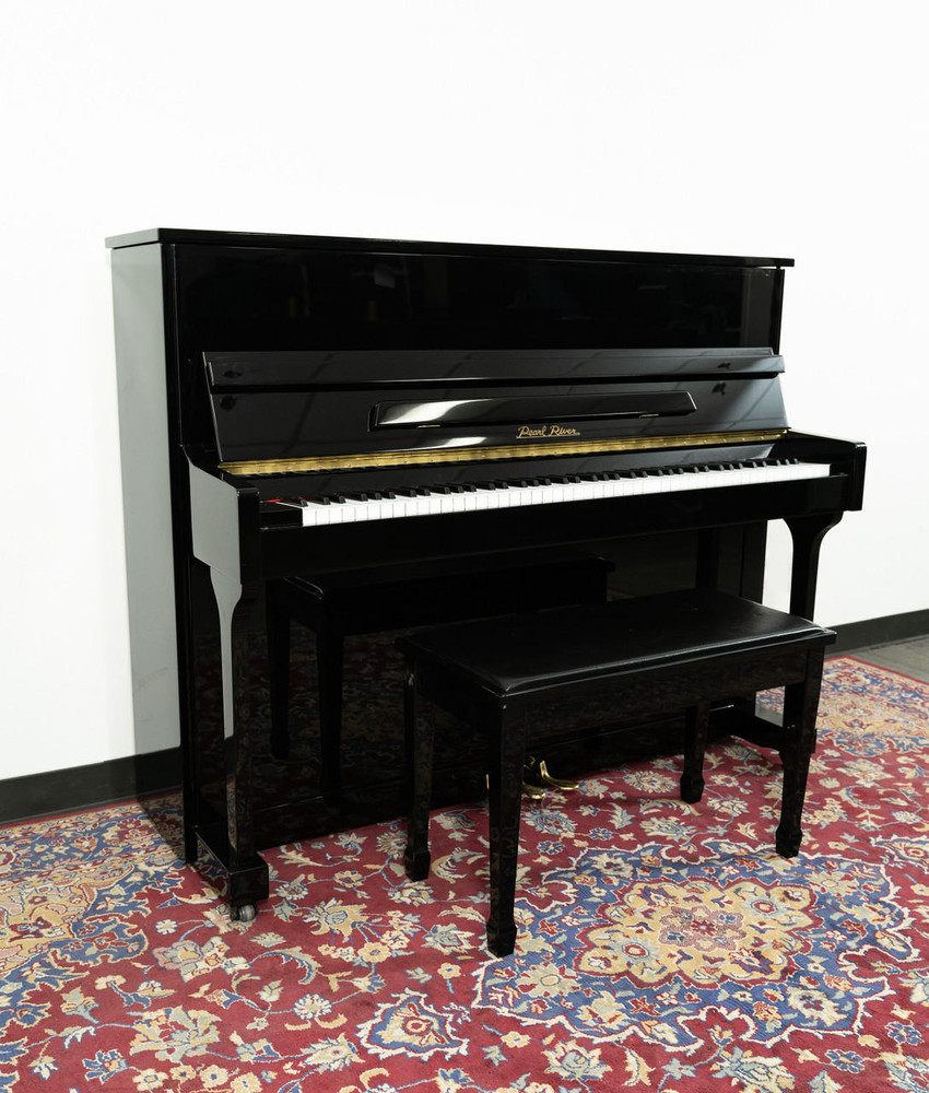 Pearl River 46 UP118M Upright Piano Polished Ebony SN: 308819